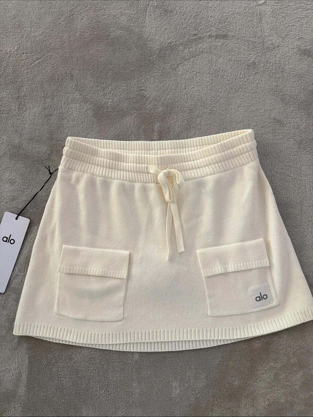 Alo Scholar Knit Cargo Skirt Ivory